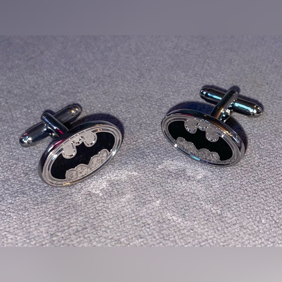 Batman Cuff links - Picture 4 of 4